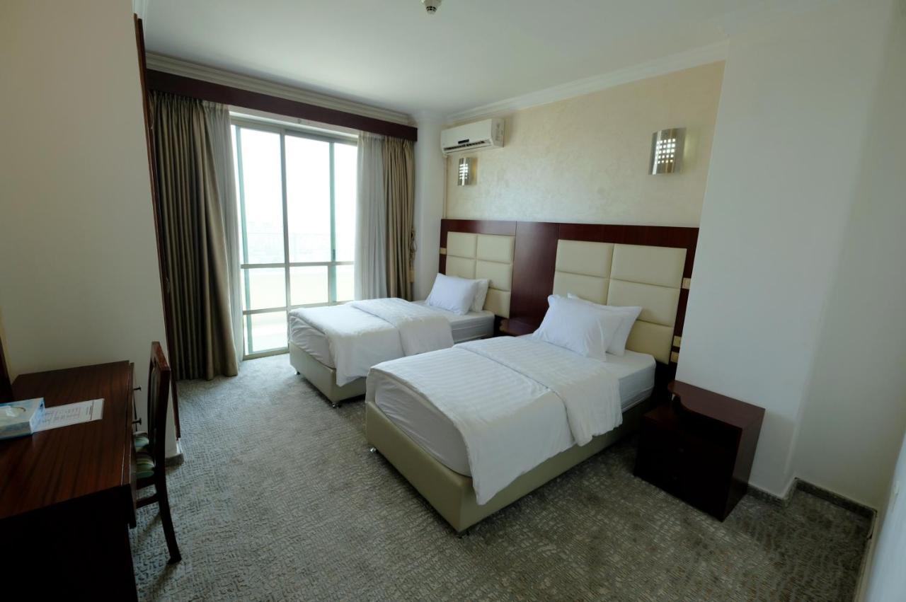 Red Crescent Guesthouse Ramallah Ngoại thất bức ảnh