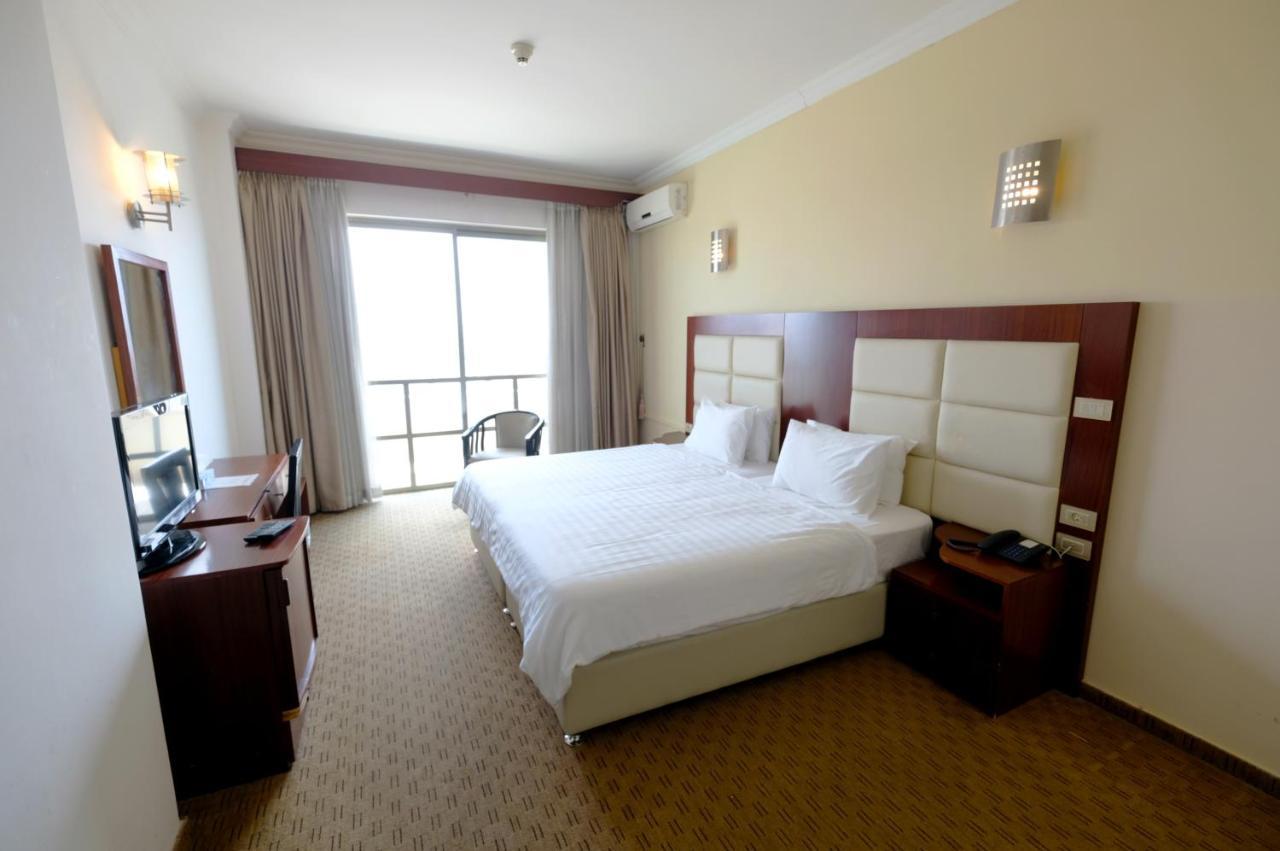 Red Crescent Guesthouse Ramallah Ngoại thất bức ảnh